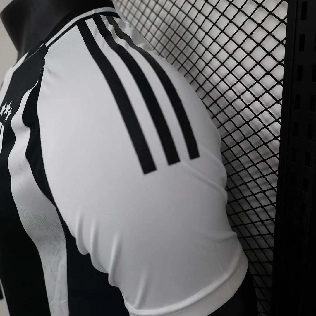 Juventus Heimtrikot Spielerversion 24/25